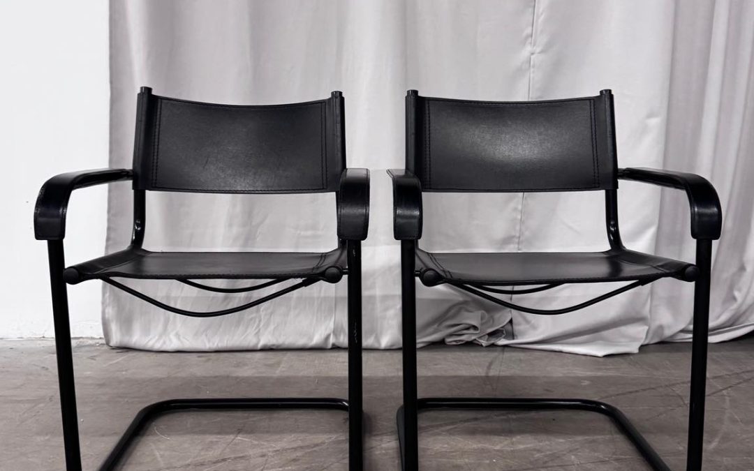 Krzesła proj. Marta Stama