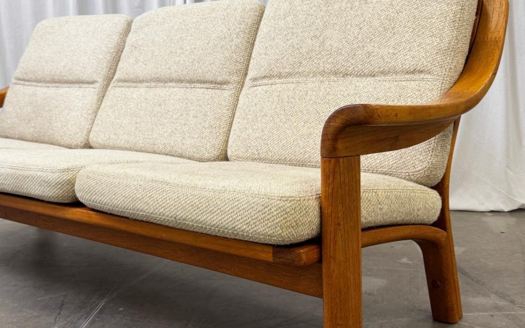 Sofa proj. Poul Jeppesens