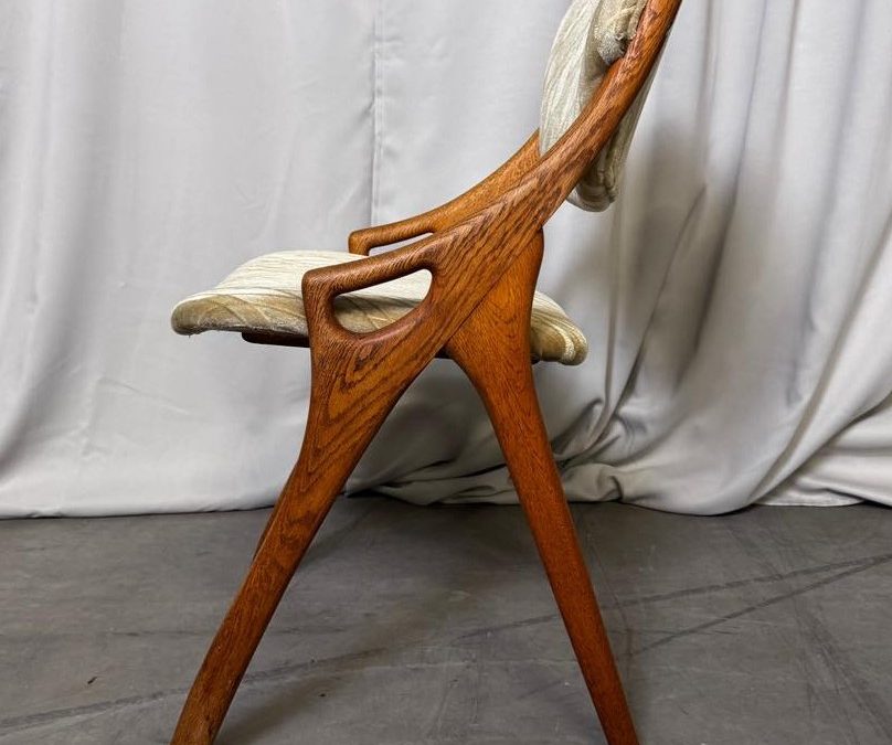 Krzesło proj. Arne Hovmand Olsen